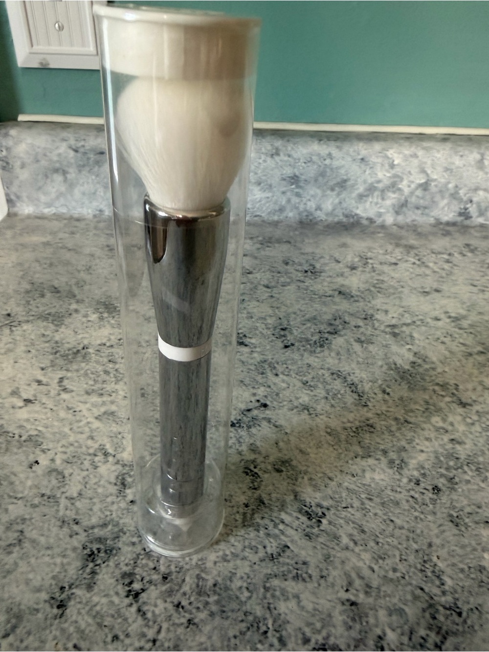 HEAVENLY SKIN™ CC+ SKIN-PERFECTING BRUSH #702
